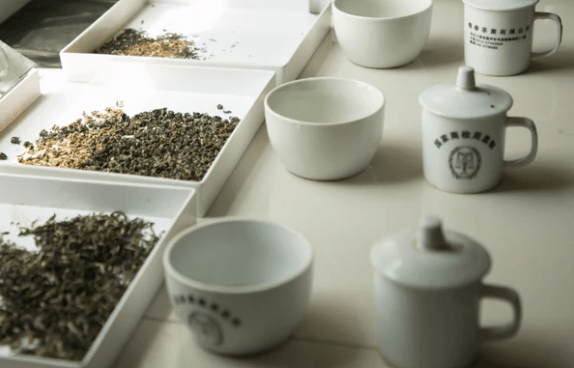 Why Tea Pricing Feels Inconsistent (And What Actually Impacts Cost)